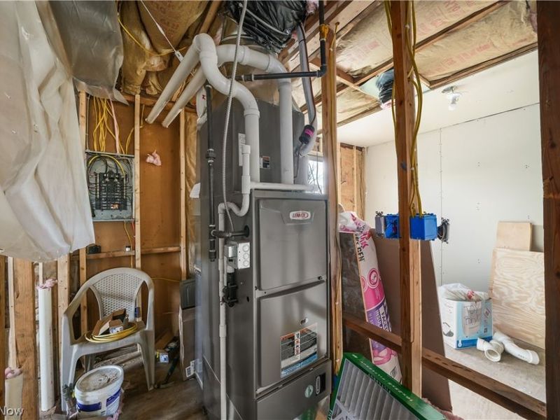 414 Maple Drive, Newton Falls, OH 44444 Photo 36