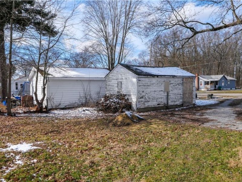 414 Maple Drive, Newton Falls, OH 44444 Photo 6