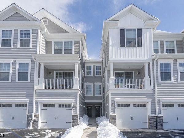 87 Sequoia Drive, Cedar Grove, NJ 07009