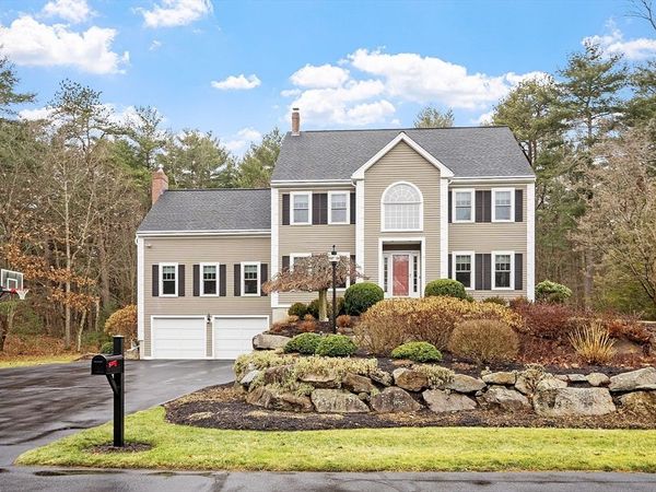 3 Worthington Green, Beverly, MA 01915