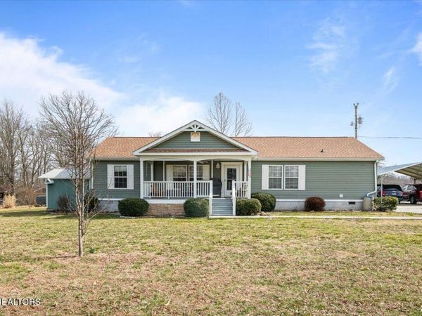 2940 Grave Hill Rd, Oneida, TN 37841