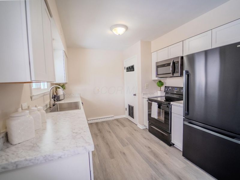 151 Barnhart Street, Marion, OH 43302 Photo 6