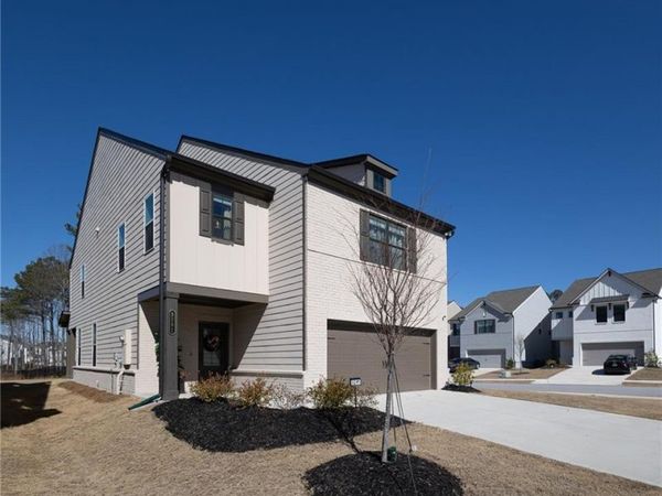 3291 Westgate Park Drive, Loganville, GA 30052