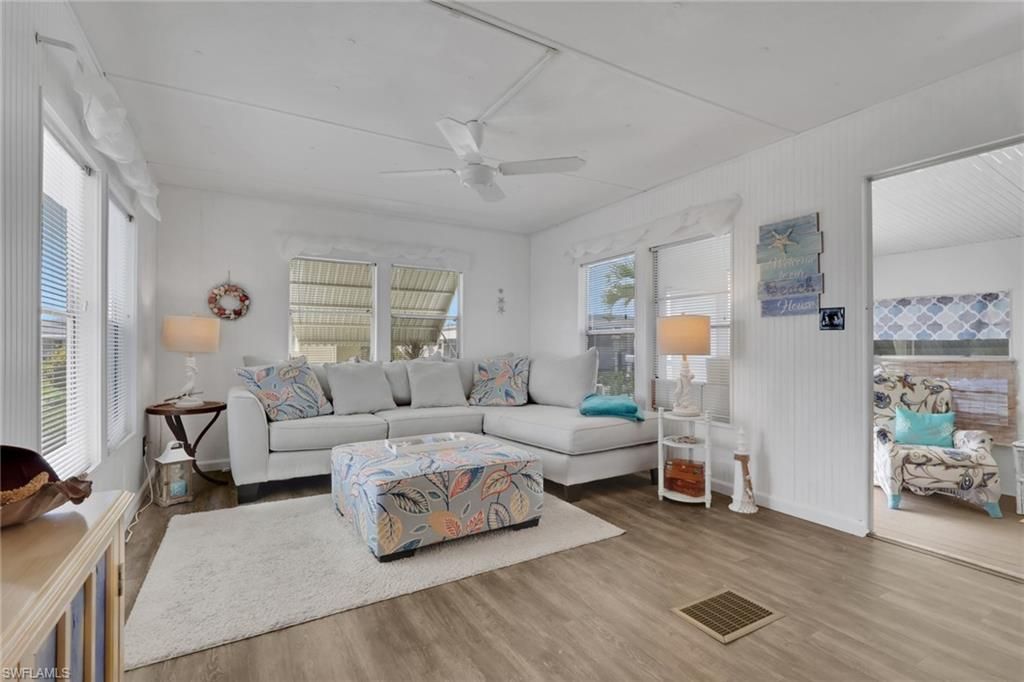143 Moorhead Mnr, Unit 143, Naples, FL 34112 Photo