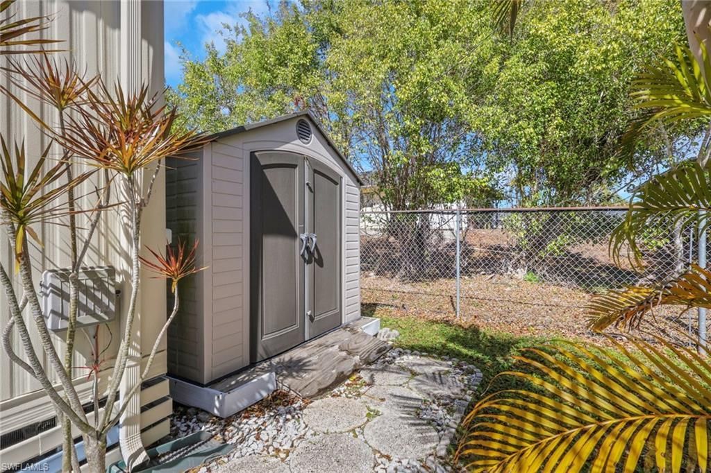 143 Moorhead Mnr, Unit 143, Naples, FL 34112 Photo