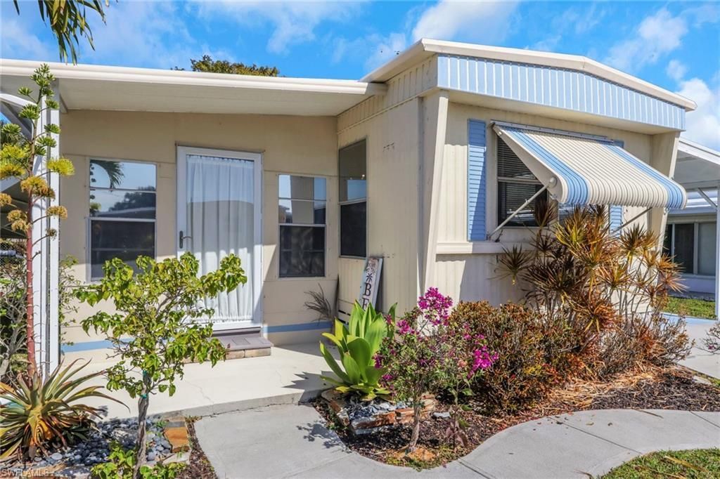 143 Moorhead Mnr, Unit 143, Naples, FL 34112 Photo