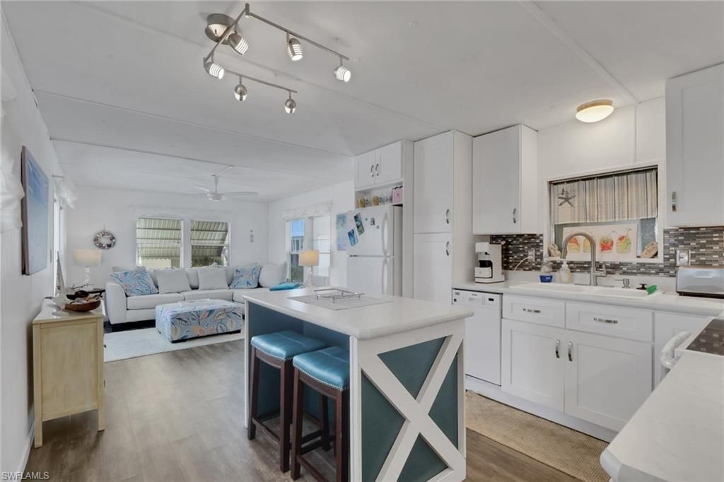 143 Moorhead Mnr, Unit 143, Naples, FL 34112 Photo