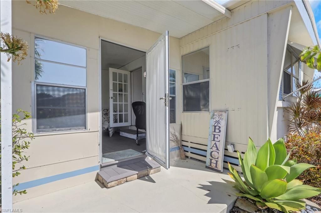 143 Moorhead Mnr, Unit 143, Naples, FL 34112 Photo