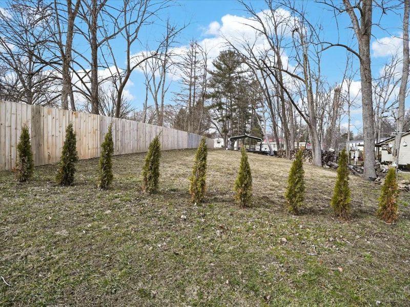 6582 Wizard Of Oz Way, Paint Twp, OH 45133 Photo 13