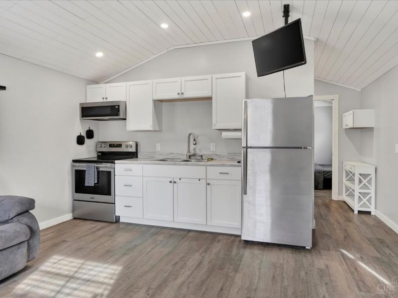 6582 Wizard Of Oz Way, Paint Twp, OH 45133 Photo 5