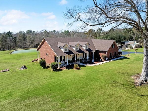 114 MAN O WAR Court, Bush, LA 70431