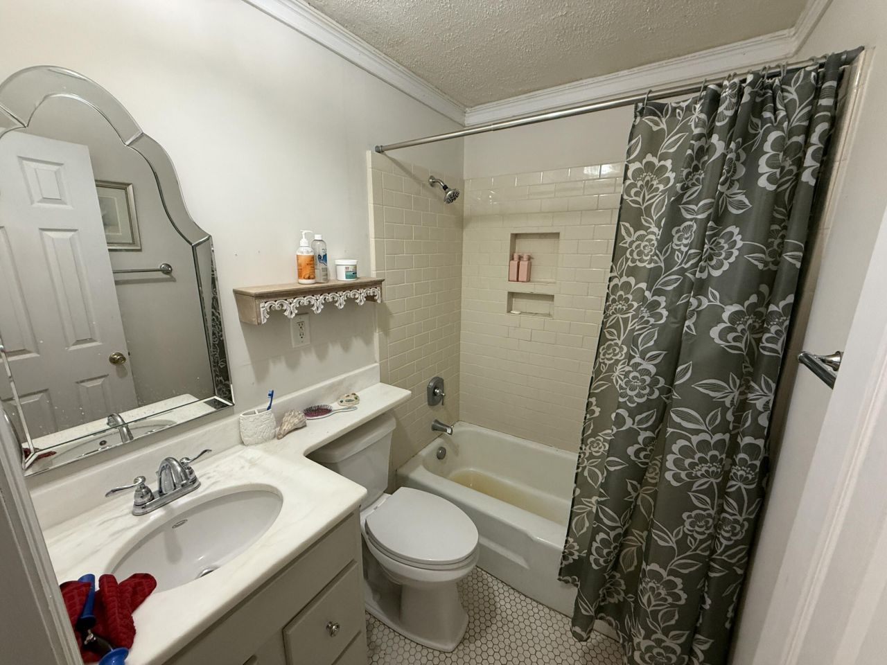 5069 Walker Street Photo 18