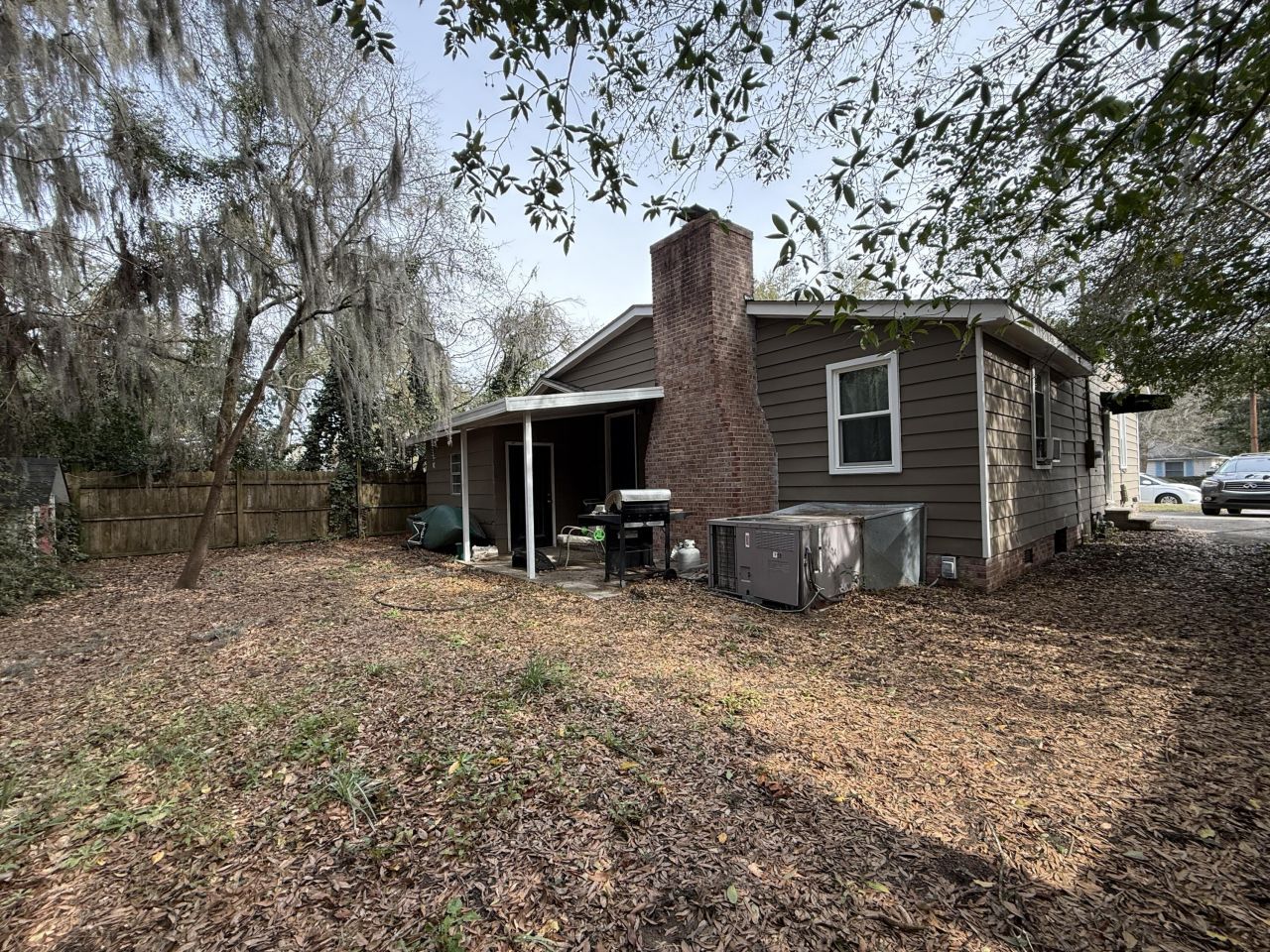 5069 Walker Street Photo 36