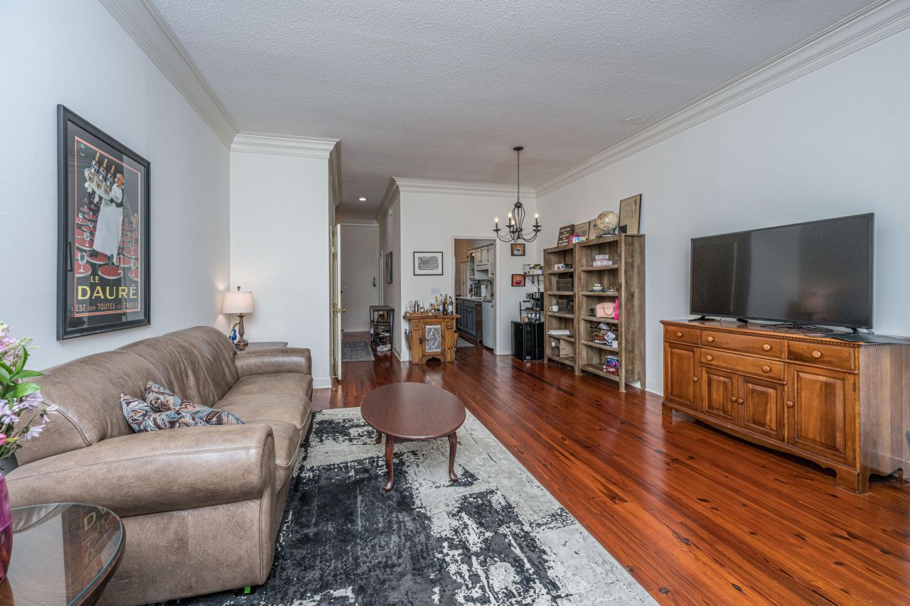 205 Woodlake Drive Photo 12