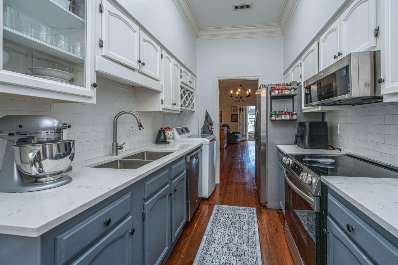 205 Woodlake Drive Photo 17