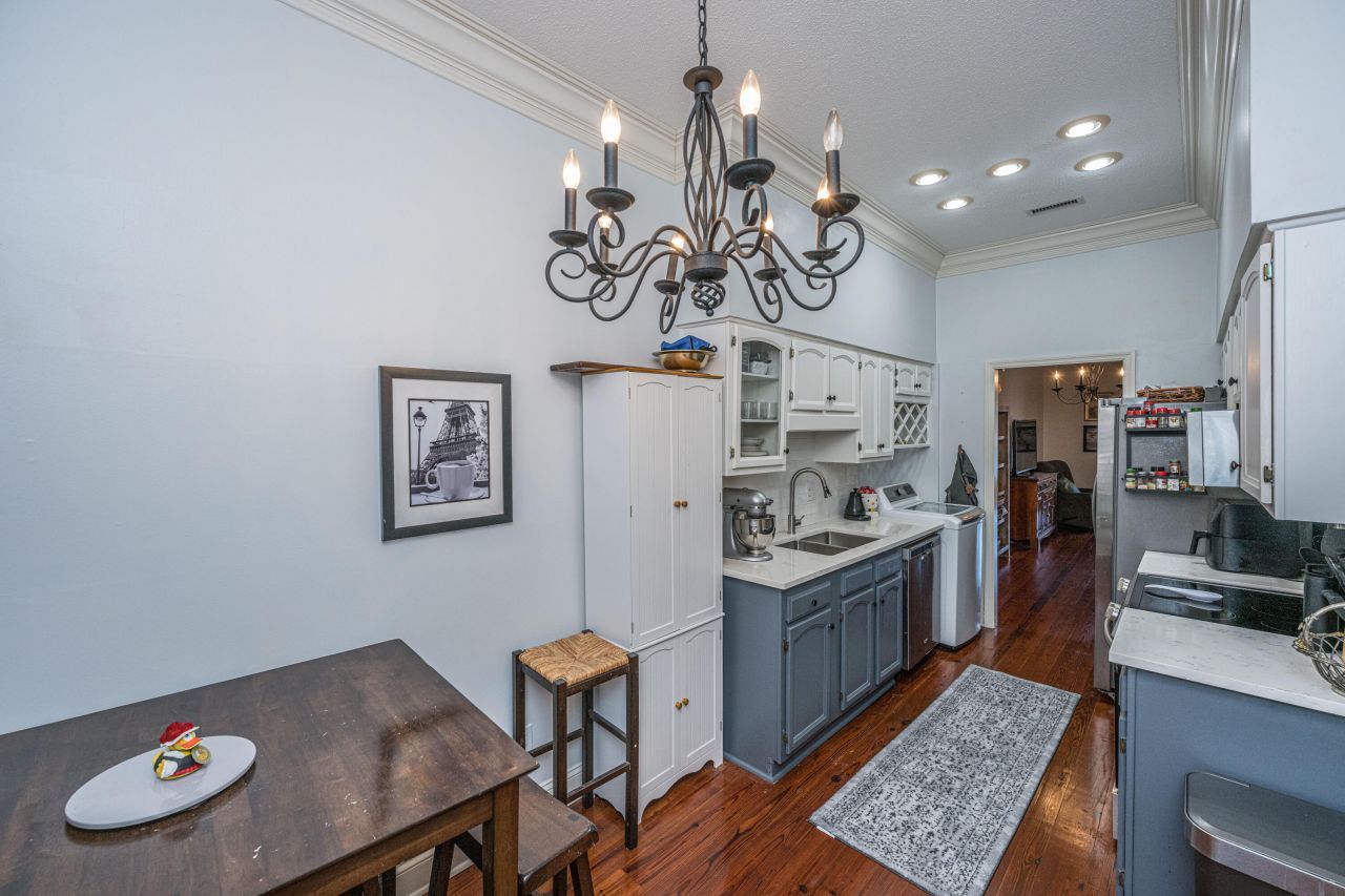 205 Woodlake Drive Photo 19