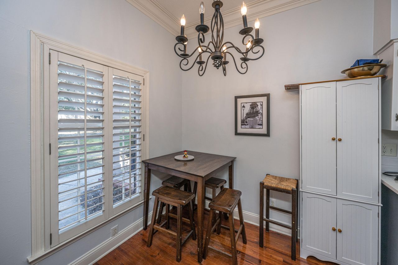 205 Woodlake Drive Photo 21