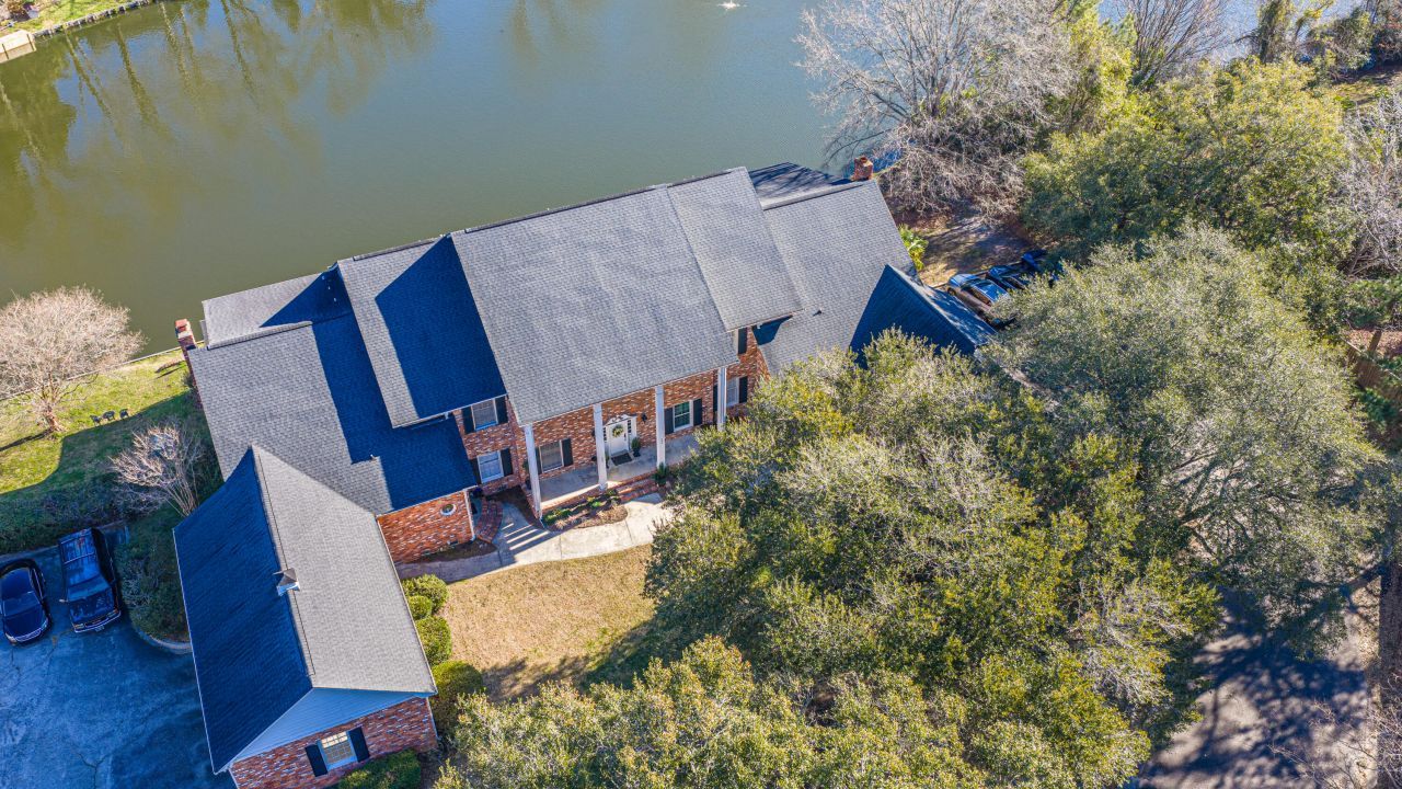 205 Woodlake Drive Photo 36