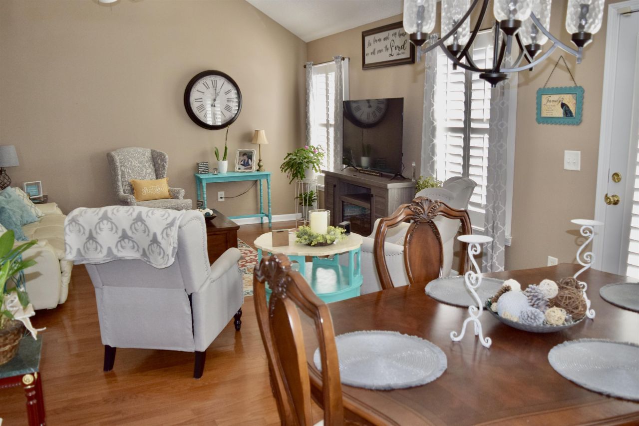 425 Harbour Reef Dr. Photo 10