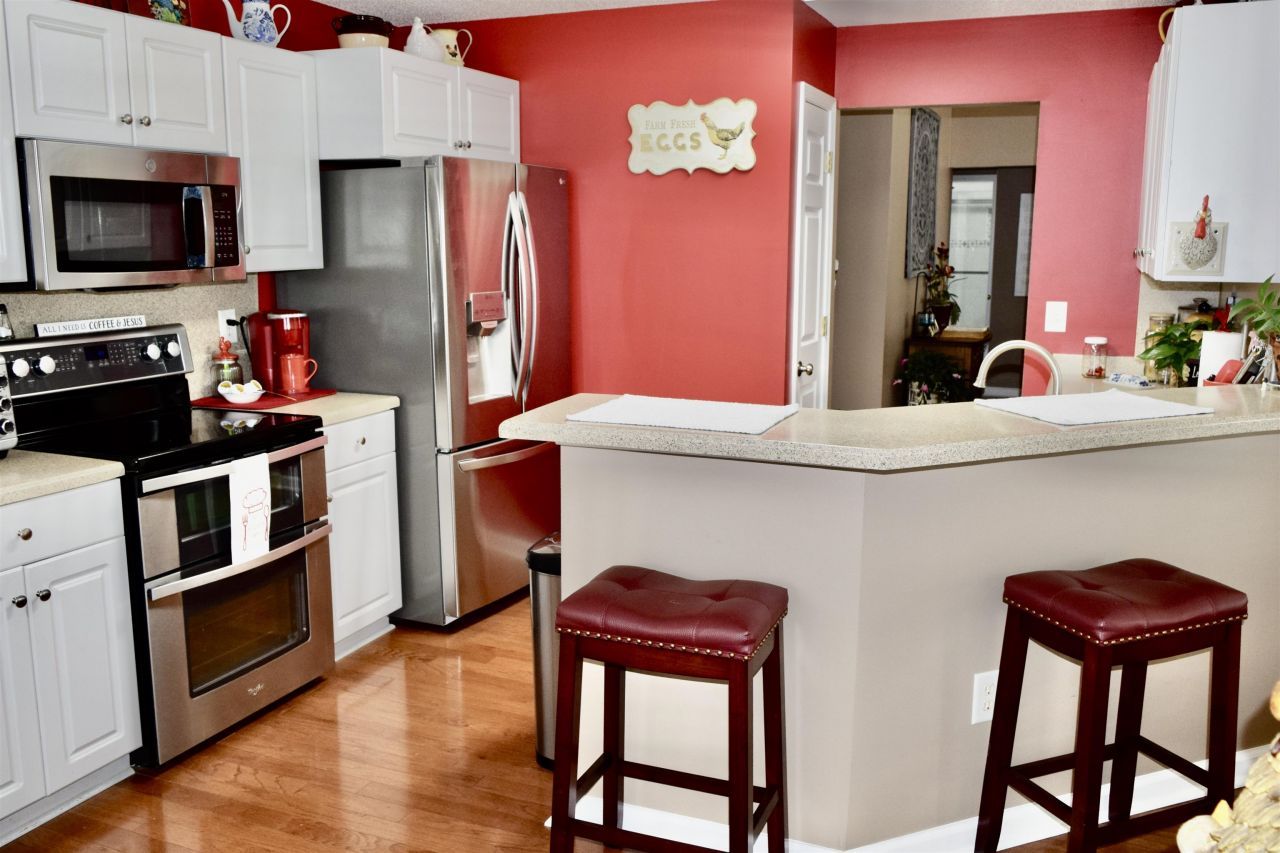 425 Harbour Reef Dr. Photo 14