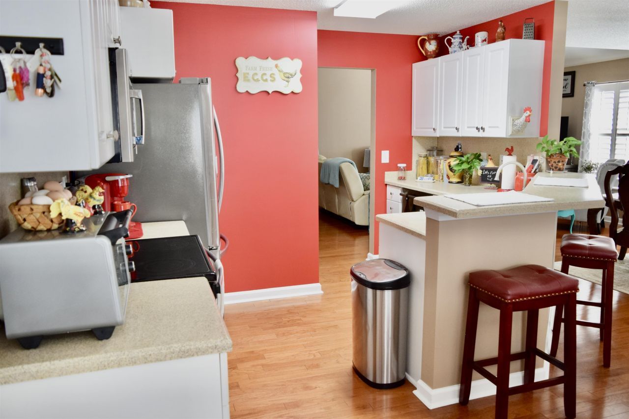 425 Harbour Reef Dr. Photo 17