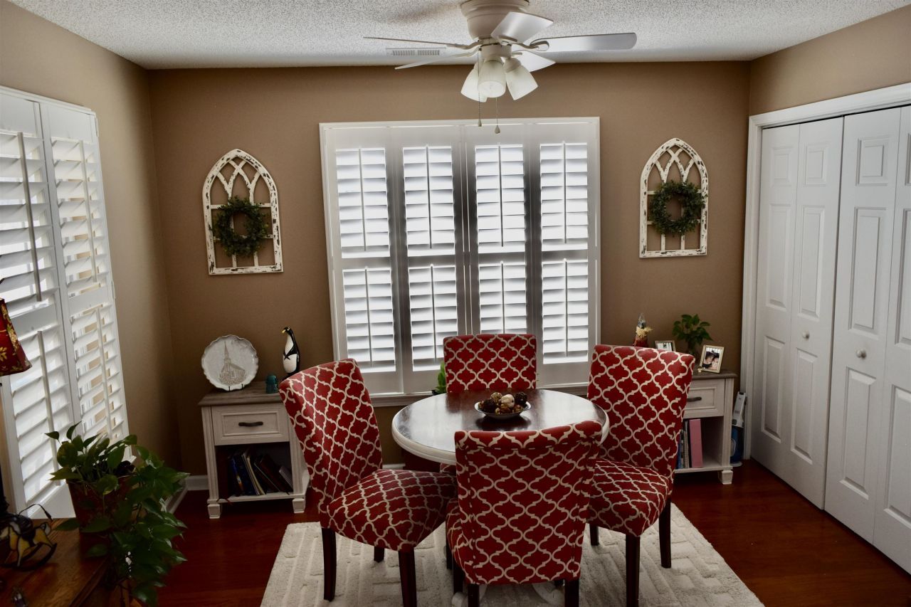 425 Harbour Reef Dr. Photo 19