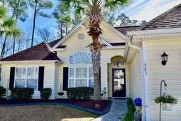 425 Harbour Reef Dr. photo 4