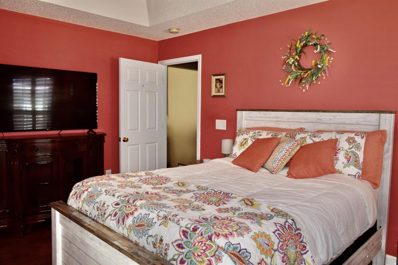 425 Harbour Reef Dr. Photo 21