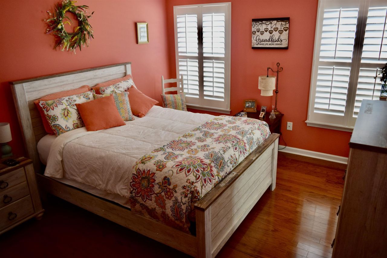 425 Harbour Reef Dr. Photo 23