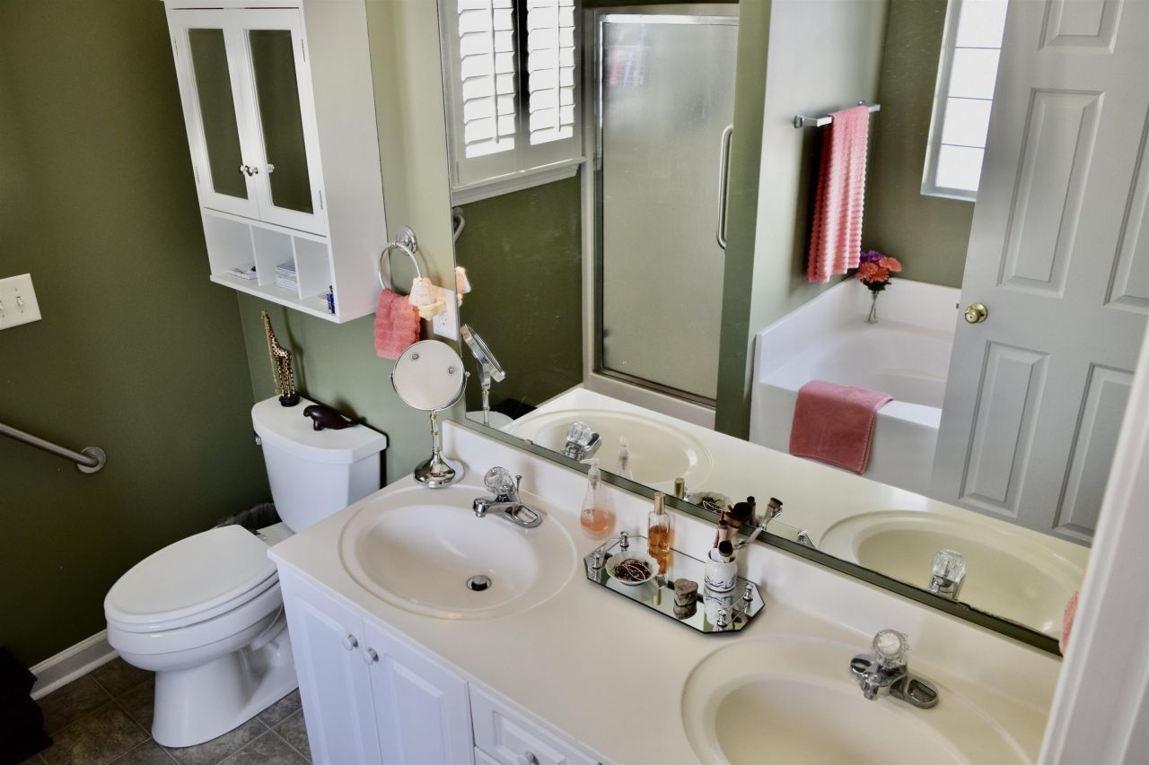 425 Harbour Reef Dr. Photo 26