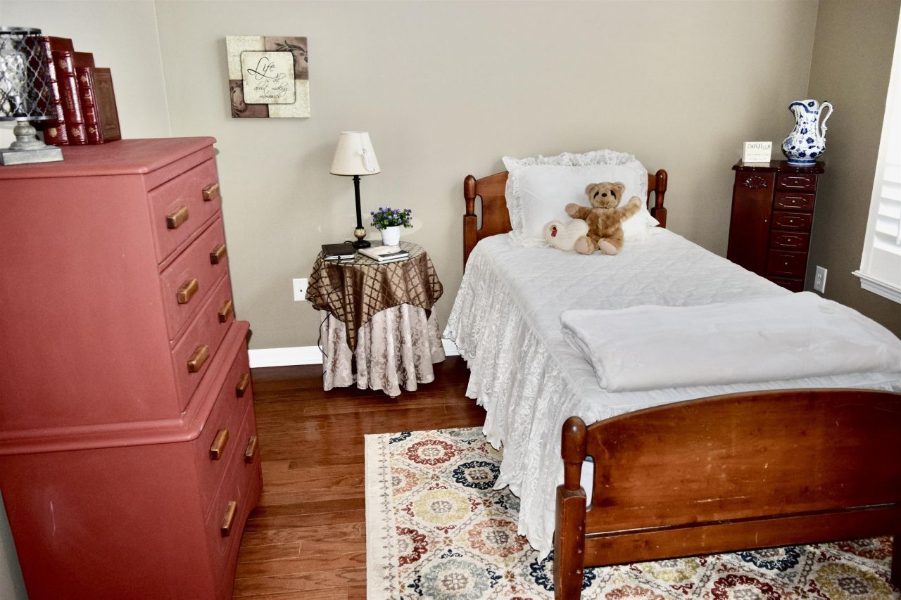 425 Harbour Reef Dr. Photo 36