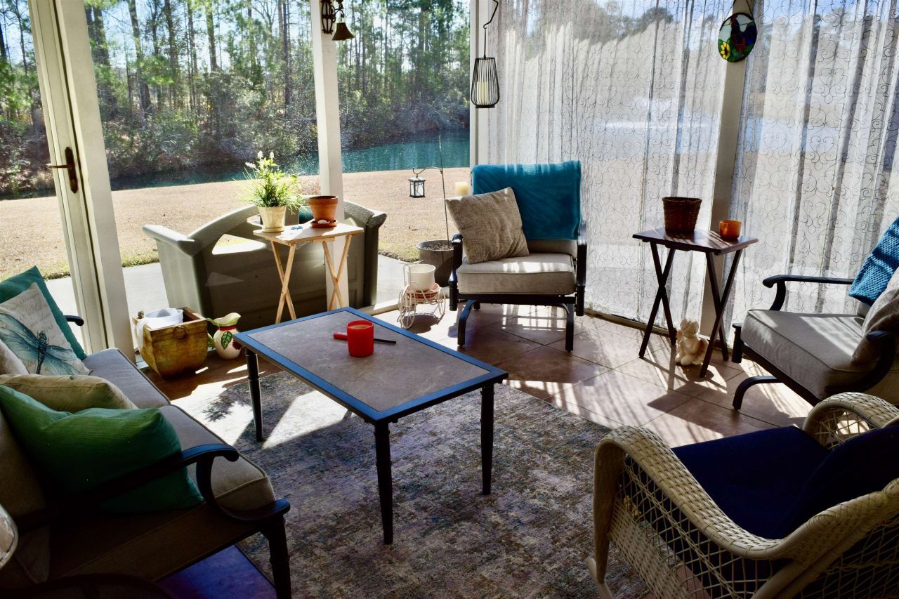 425 Harbour Reef Dr. Photo 40