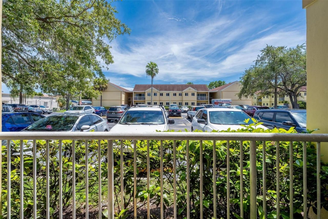 13810 SW 112th St , Unit 102, Miami, FL 33186 Photo