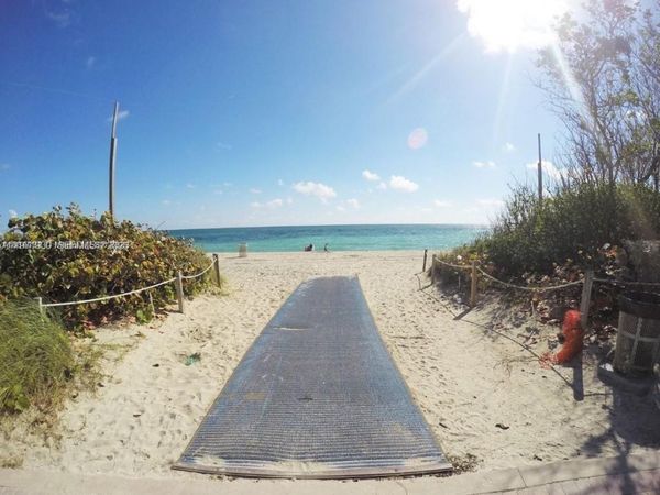 540 74th St, Unit 10, Miami Beach, FL 33141