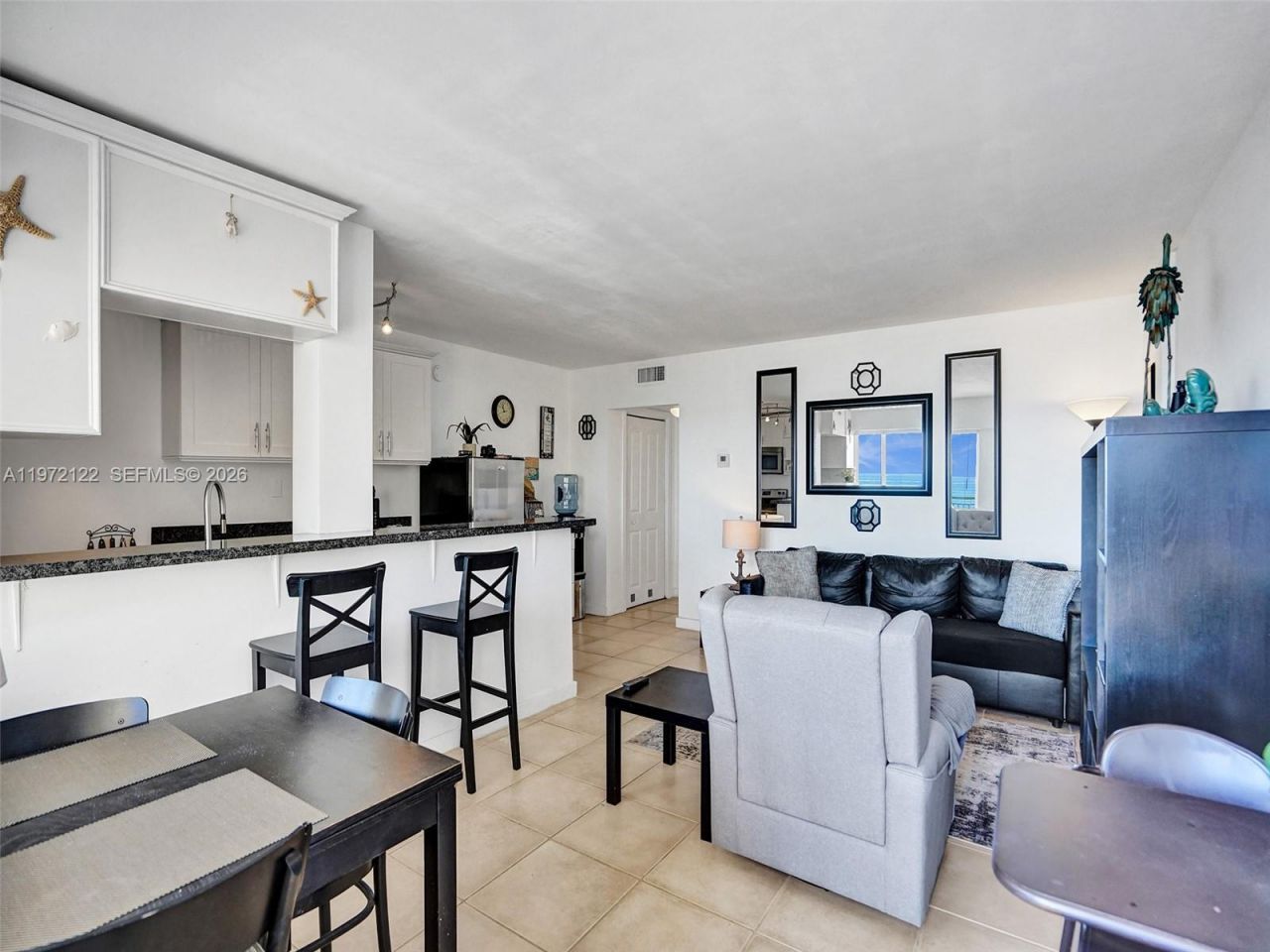 1815 N Surf Rd , Unit 202, Hollywood, FL 33019 Photo