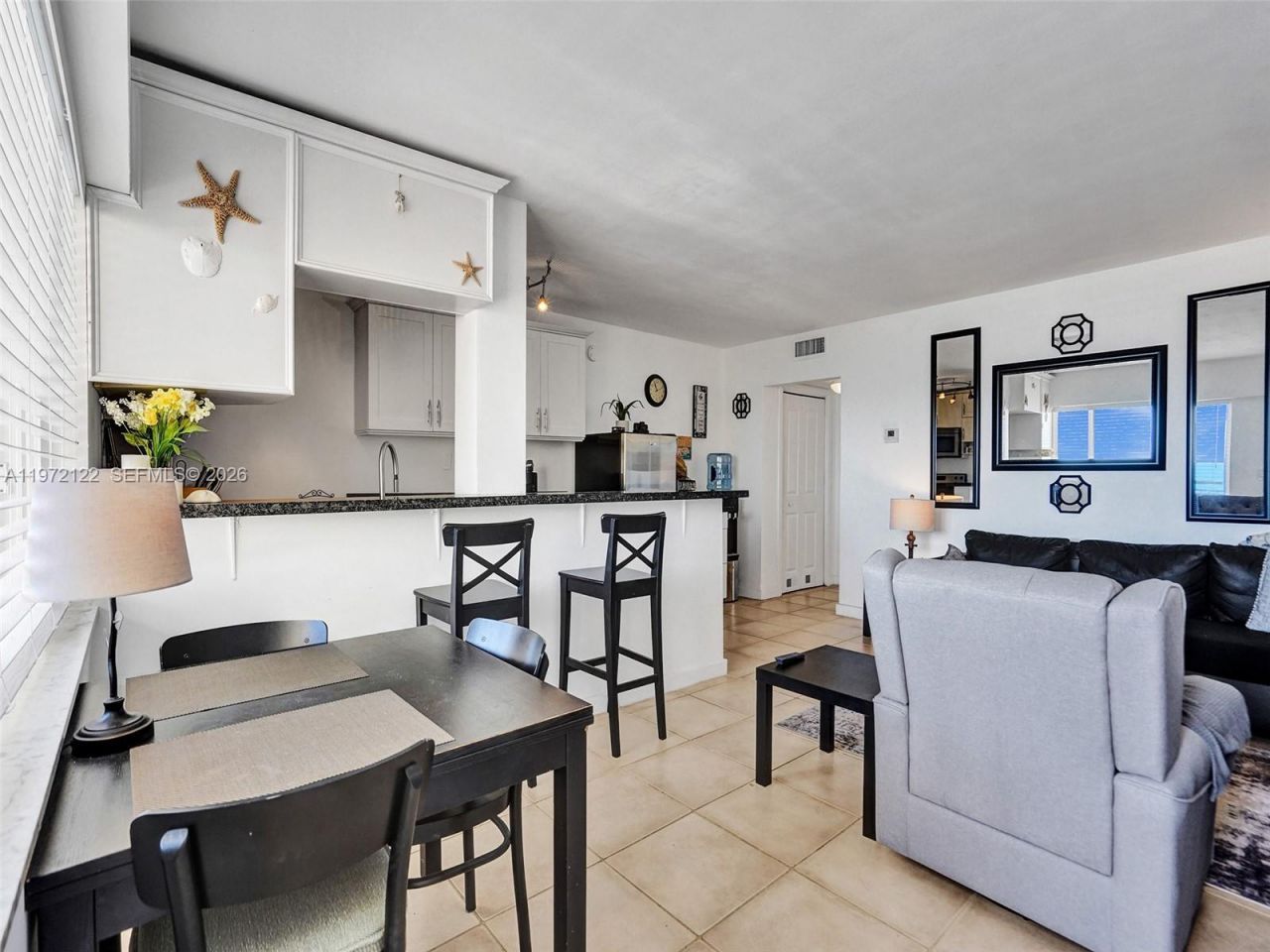 1815 N Surf Rd , Unit 202, Hollywood, FL 33019 Photo