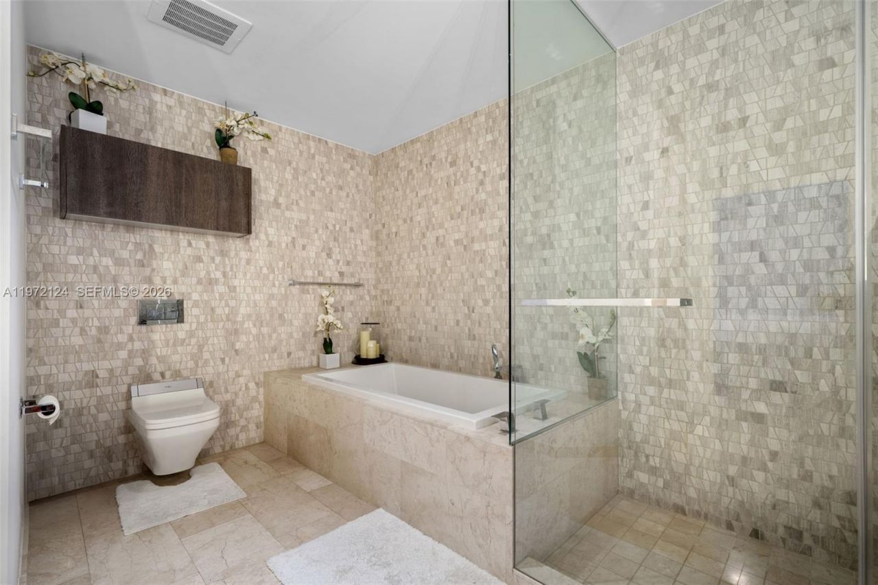 68 SE 6th St , Unit 3209, Miami, FL 33131 Photo