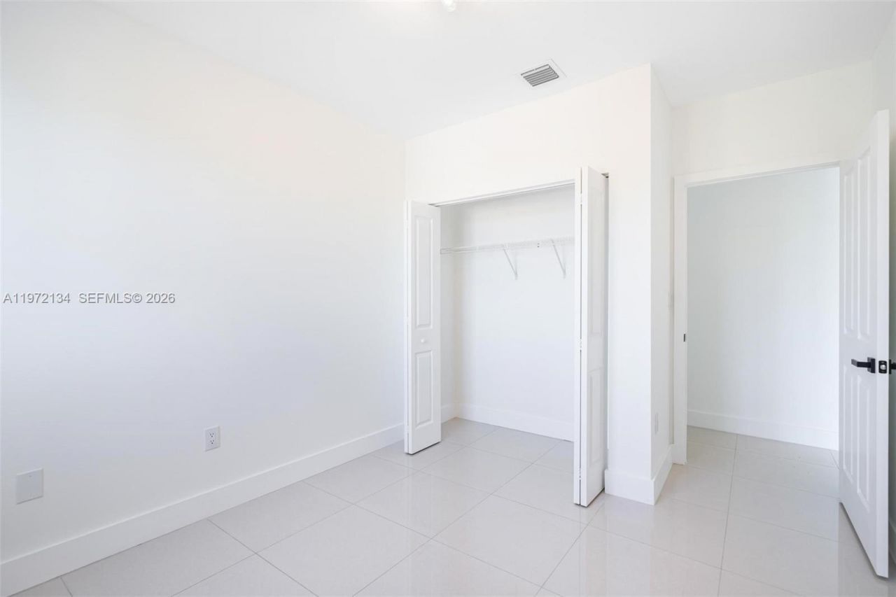 2280 SW 32nd Ave, Unit 201, Miami, FL 33145 Photo