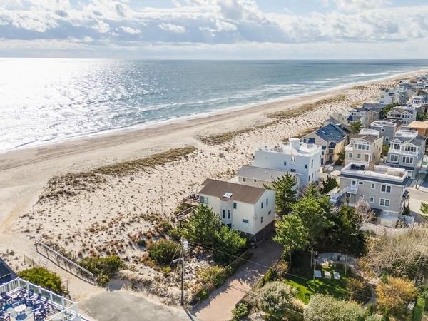 206 E 20TH, LONG BEACH TOWNSHIP, NJ 08008