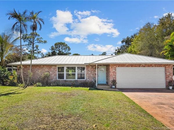 803 NW Spruce Ridge Drive, Stuart, FL 34994