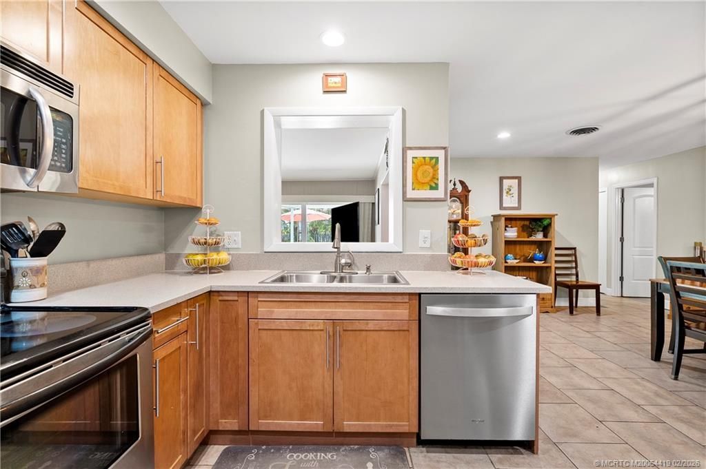 803 NW Spruce Ridge Drive, Stuart, FL 34994 Photo