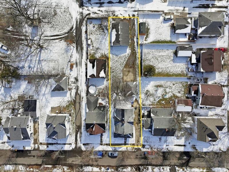 121 W Lincoln Avenue, Bellefontaine, OH 43311 Photo 4