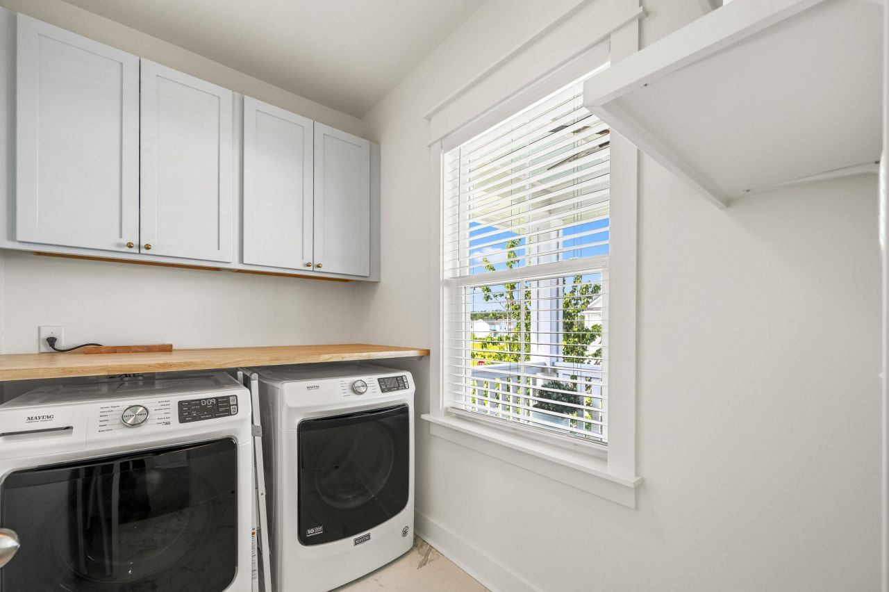 1713 Banning Street Photo 14