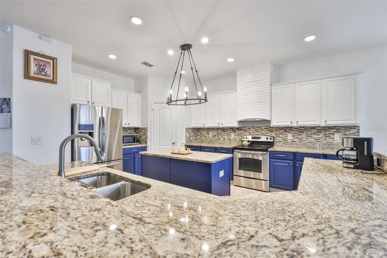 10039 Smarty Jones Drive, Ruskin, FL 33573 Photo