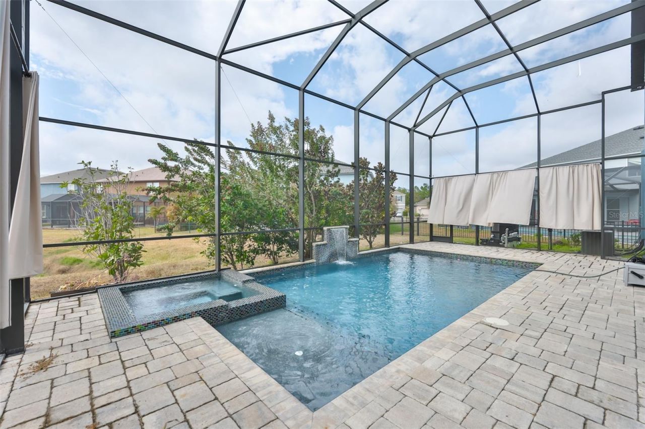 10039 Smarty Jones Drive, Ruskin, FL 33573 Photo