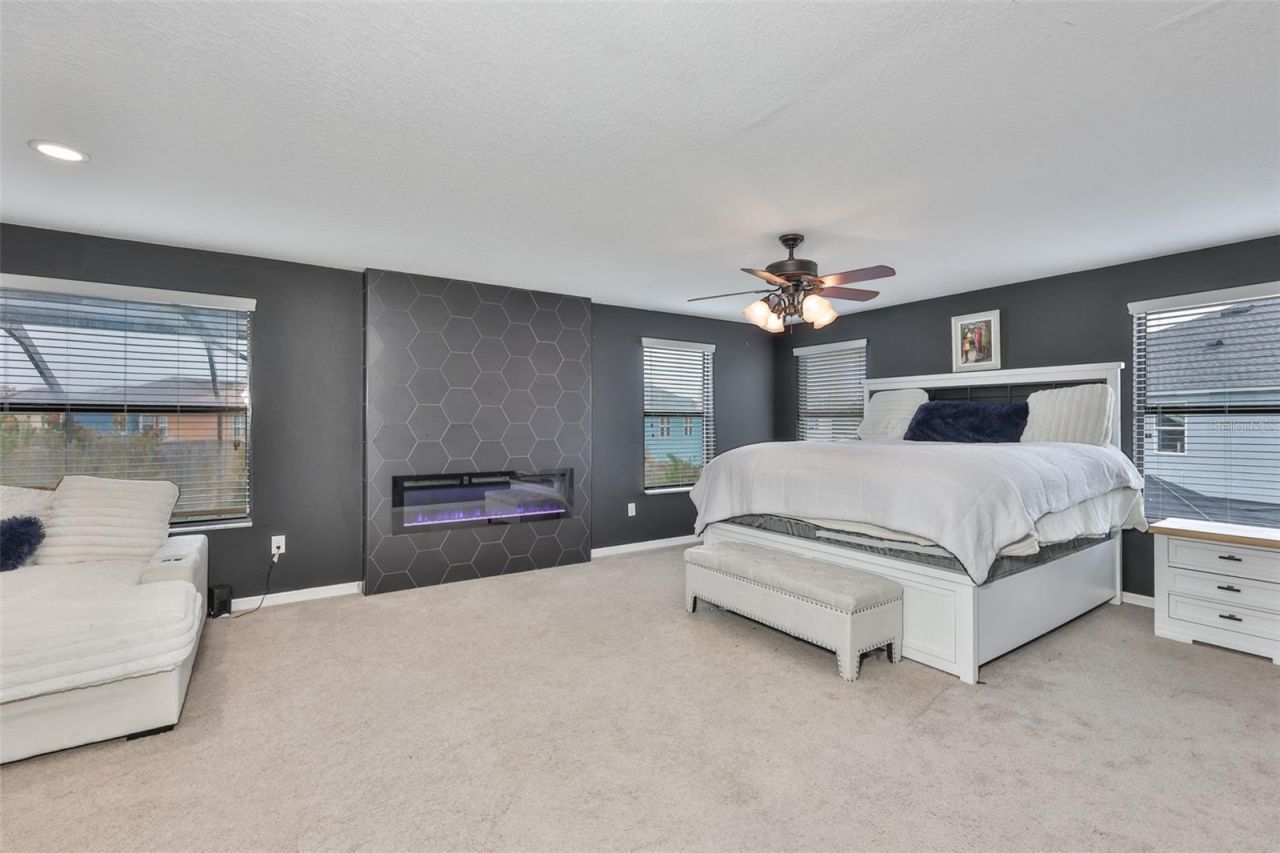 10039 Smarty Jones Drive, Ruskin, FL 33573 Photo