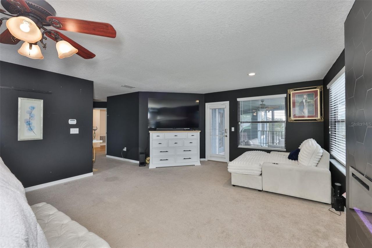 10039 Smarty Jones Drive, Ruskin, FL 33573 Photo