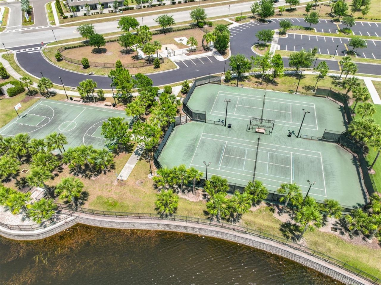 10039 Smarty Jones Drive, Ruskin, FL 33573 Photo