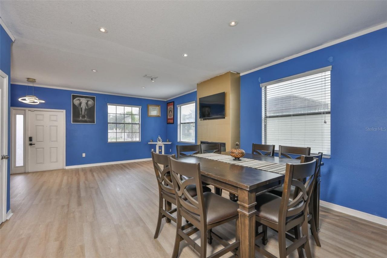 10039 Smarty Jones Drive, Ruskin, FL 33573 Photo