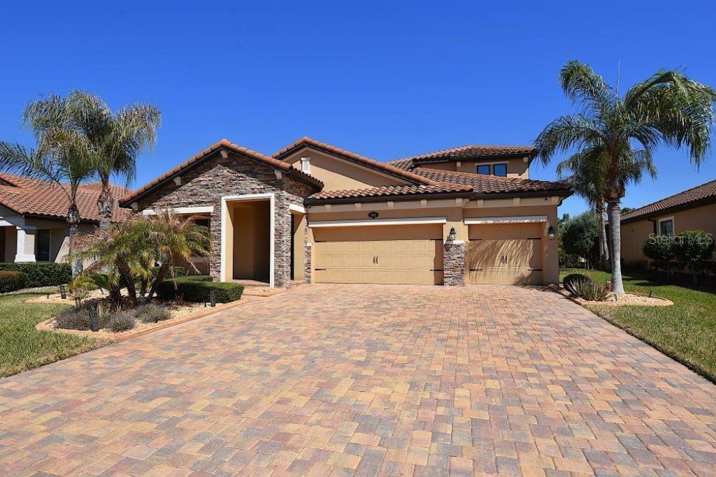 3949 Aquilla Drive, Lakeland, FL 33810 Main Photo